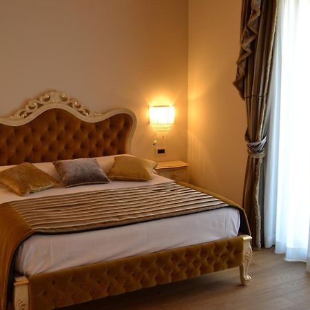 Agriturismo De Luca Mozzagrogna Exteriör bild